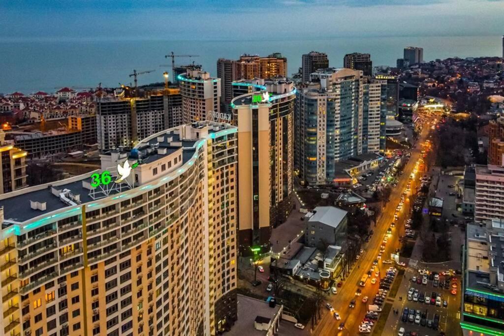 Комфортные Апартаменты 36 Жемчужина Odesa Exterior photo